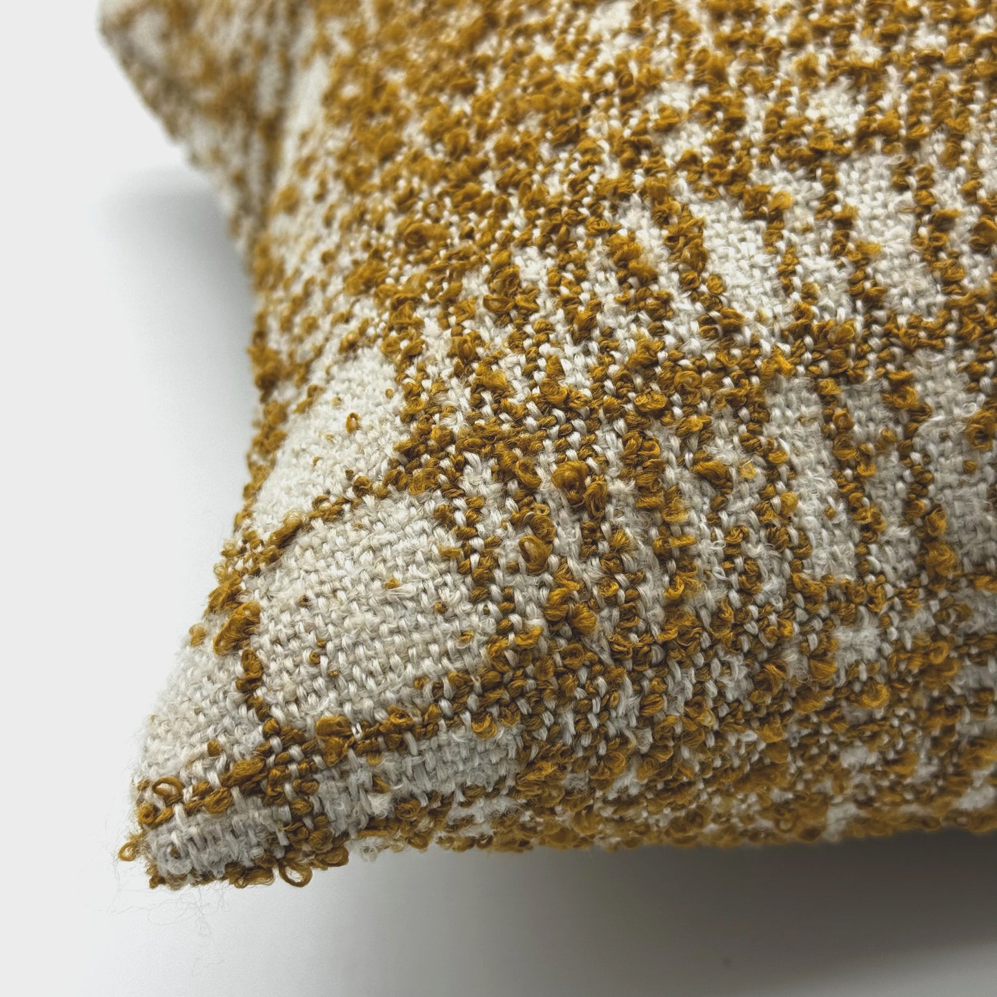 VDK Check Cushion Stone 50x50