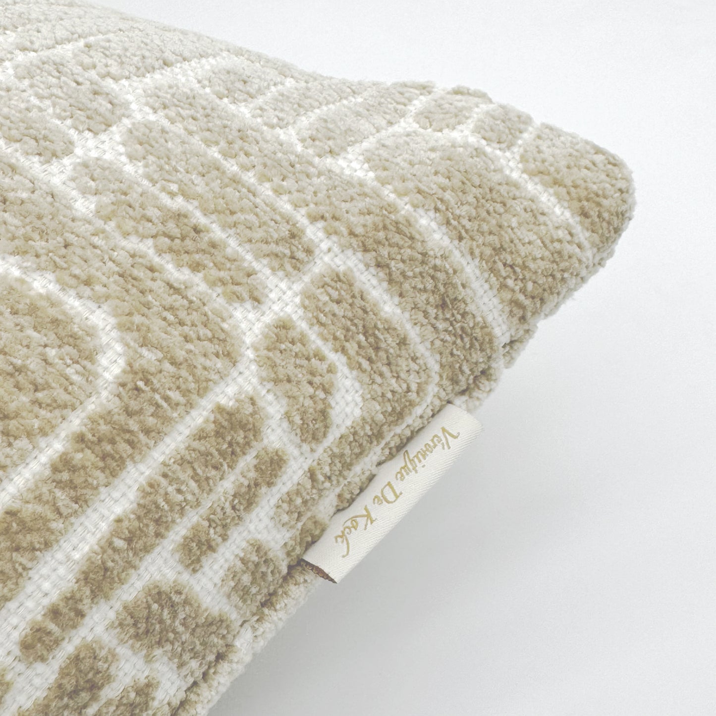 VDK Rebel Cushion Cinnamon 40x60